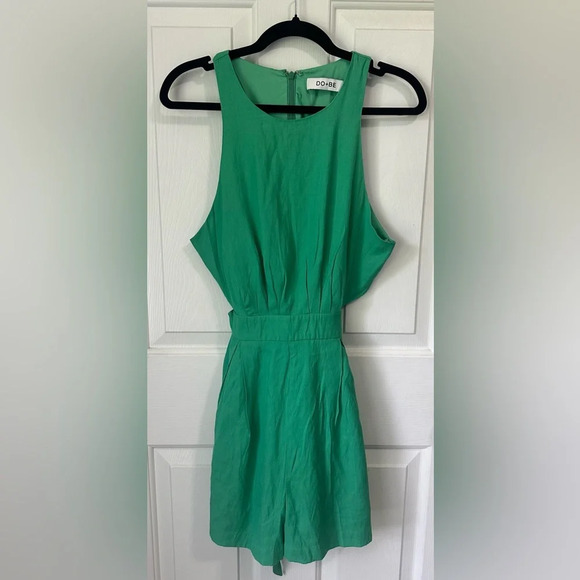 NWT DO + BE Jada Romper. Size Medium. - Picture 4 of 7